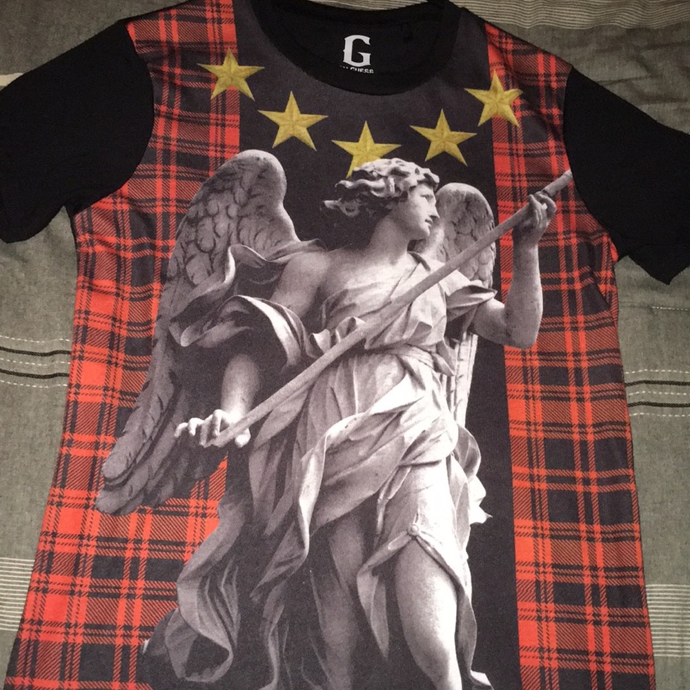 Guess T-shirt